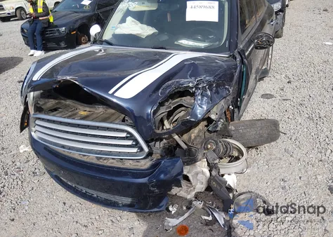 2013 Mini Countryman Cooper from USA, damaged, VIN WMWZB3C53DWM09538